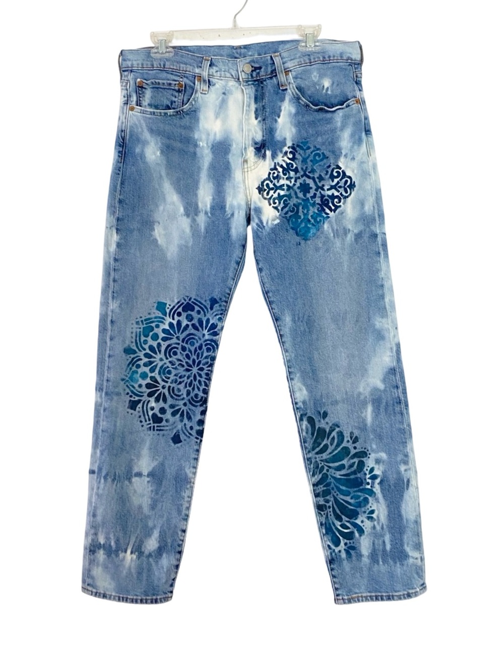 Levi’s Custom Jeans OOAK Waist 30 - 31 Womens size 10 - 12 Large Hand Painted